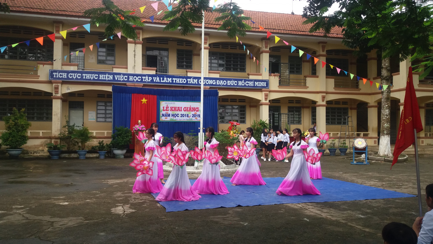 lễ khai giảng năm học 2018-2019