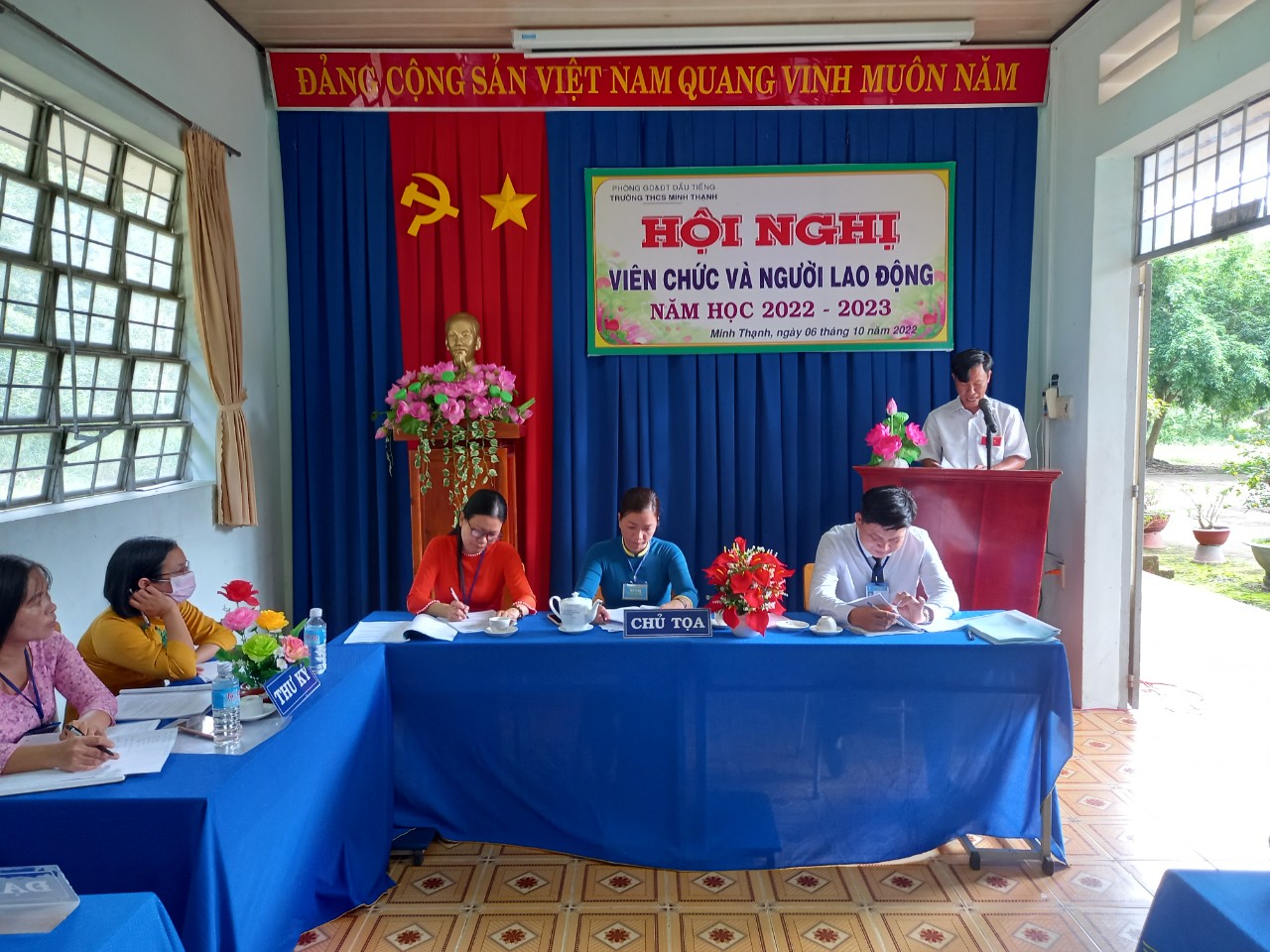 HỘI NGHỊ VIÊN CHỨC