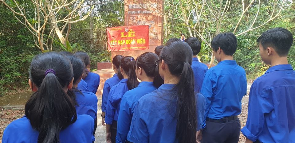 NGÀY HỘI “TIẾN BƯỚC LÊN ĐOÀN”